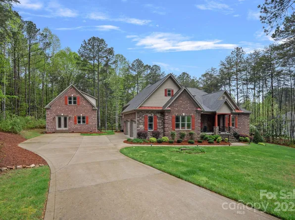 4637 Gold Finch Dr, Denver, NC 28037