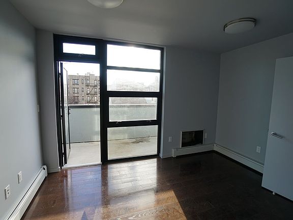 2nd image of 425 E 154th St Penthouse 1