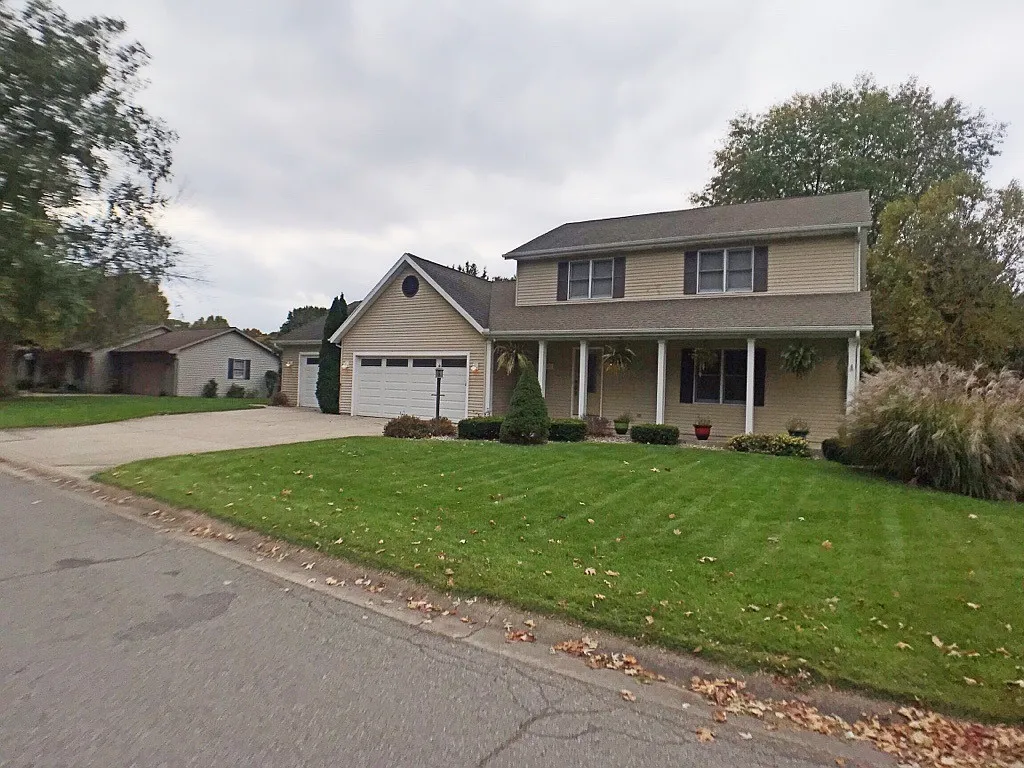 55835 Jefferson Knolls Dr photo 1
