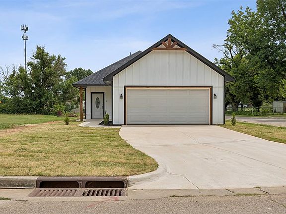 4th image of 3738 Trellis Ct