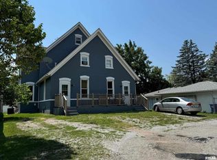 2348 W 11th St, Davenport, IA 52804