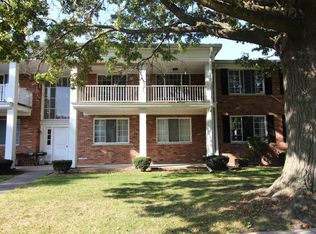 29306 Hoover Rd, Warren, MI 48093