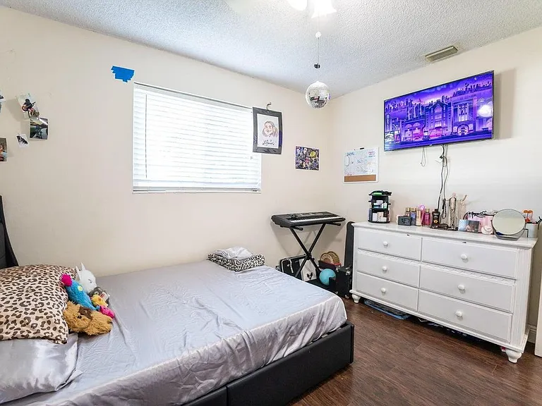 5763 Purdy Ln — Photo 11