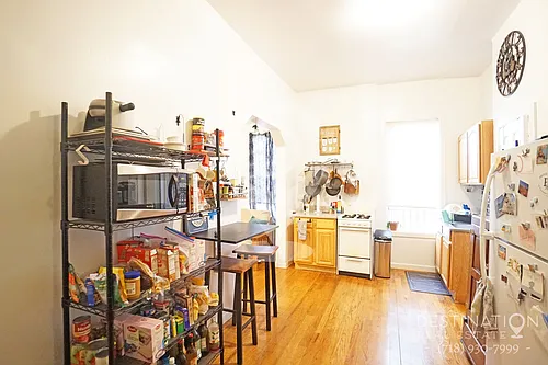 207 21st St #1R Photo 1