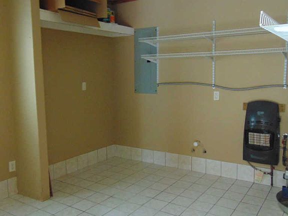 3rd image of 136 Joy Dr