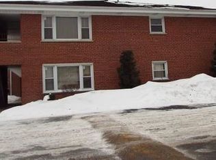 1101 E Algonquin Rd APT 10, Arlington Heights, IL 60005