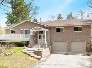 21 Pooles Rd, Springwater, ON L9X0P5