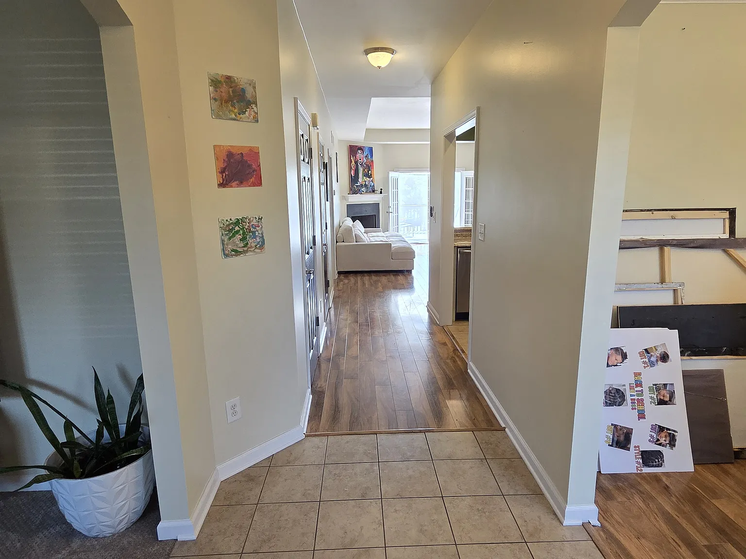 3 bed, 1900 sqft, $2,300 — Photo 3