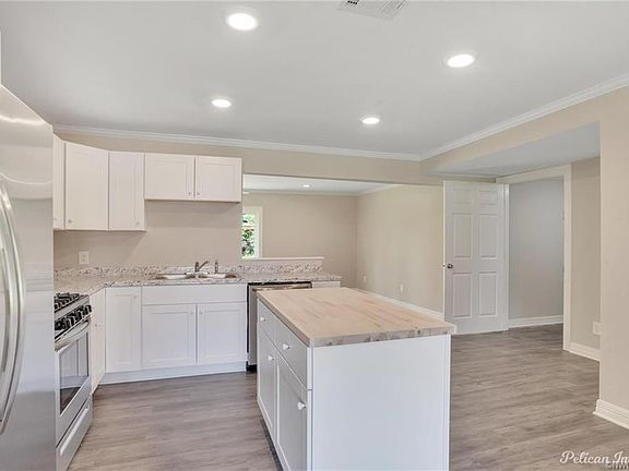 4th image of 2704 Patricia Dr