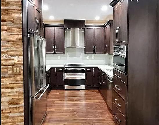 4th image of 10803 NW 51st Trl