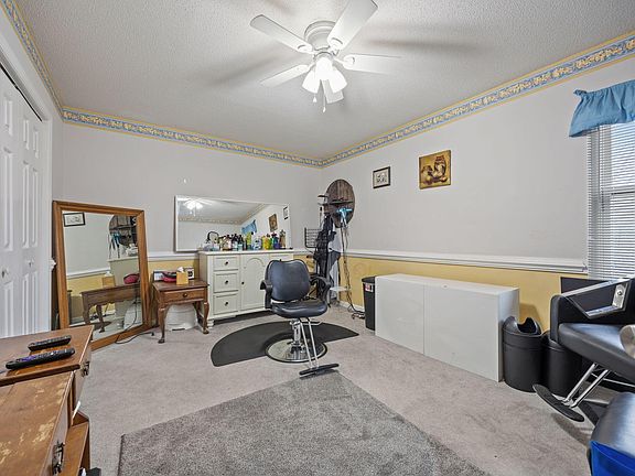 5th image of 727 Raiford Rd