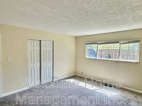 5th image of 2225 Hillsborough Ct #2