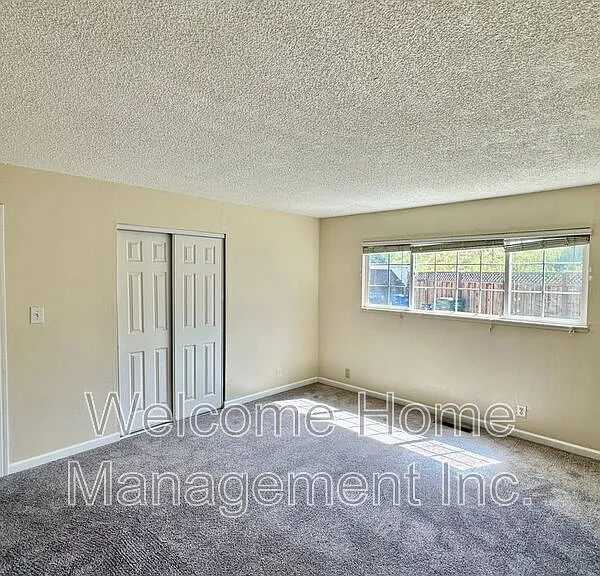 2225 Hillsborough Ct #2 — Photo 5