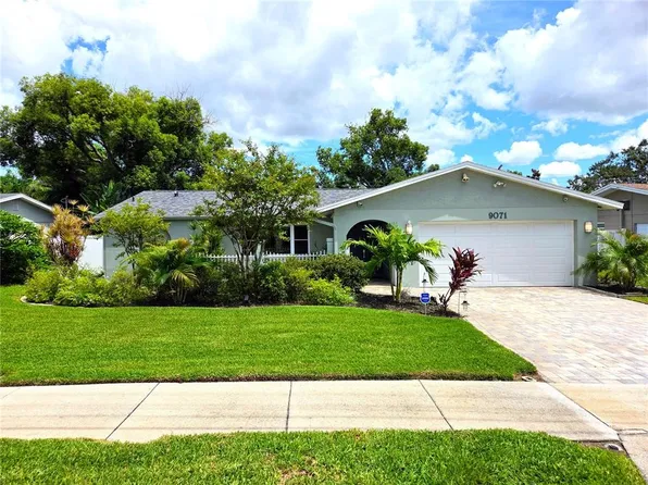 9071 Ridge Rd, Seminole, FL 33772