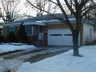 1st image of 30124 Thomas St