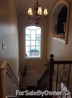4th image of 479 Oakdale St