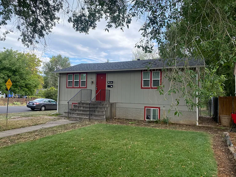 1032 Sycamore St #A — Photo 14