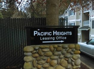 33302 18th Ln S #H102, Federal Way, WA 98003