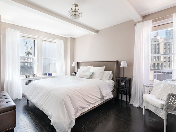 3rd image of 433 W 34th St APT 7N