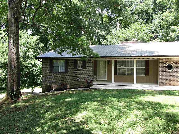 4th image of 195 Phillips Dr NE