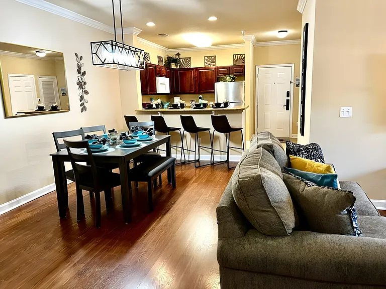 Tuscana Ln — Photo 27