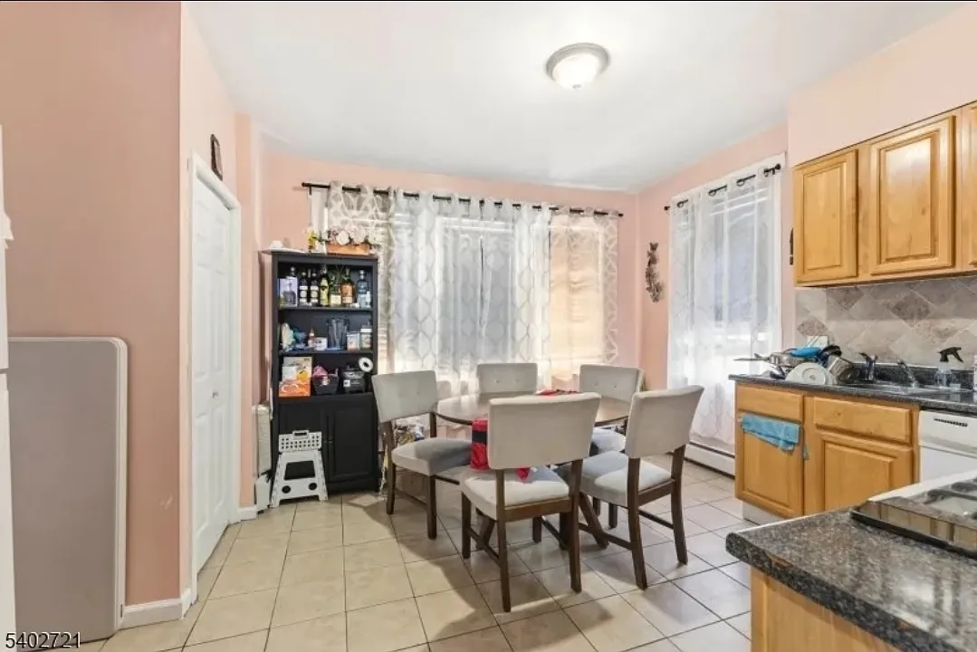 320 Westfield Ave — Photo 3