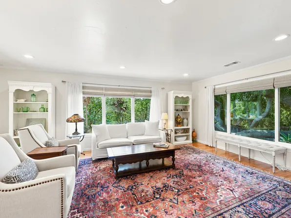 2866 Foothill Rd, Santa Barbara, CA 93105