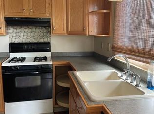 86 E 8th St, Wyoming, PA 18644