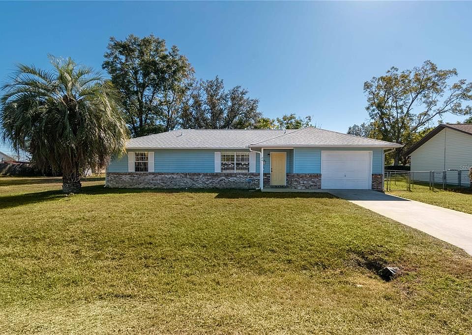 1st image of 24 Banyan Dr