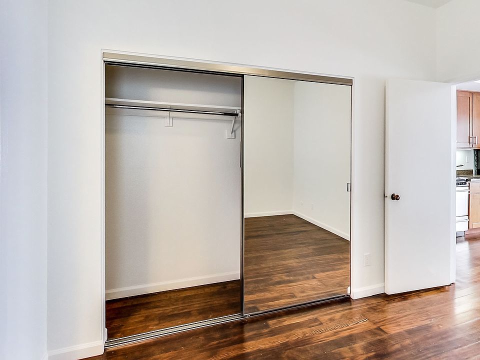 1st image of 977 Pine St #57727590