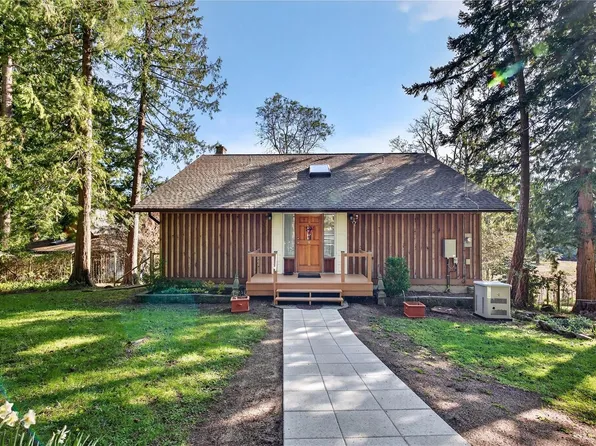 111 Baker Rd, Saltspring Island, BC V8K 2N6