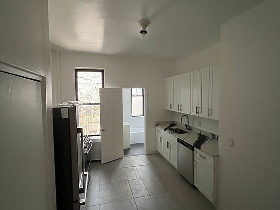 4th image of 312 E 80th St APT 1E