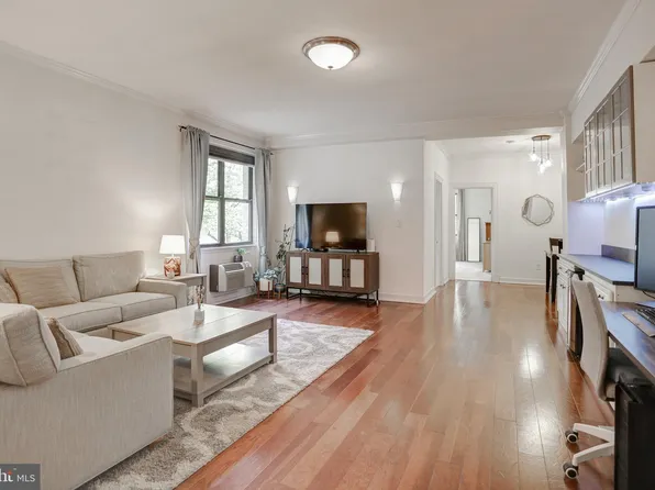 3100 Connecticut Ave NW APT 223, Washington, DC 20008