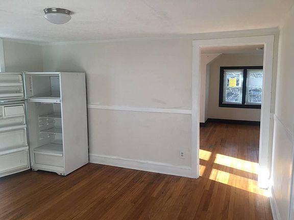 2nd image of 21 N Cass Ave