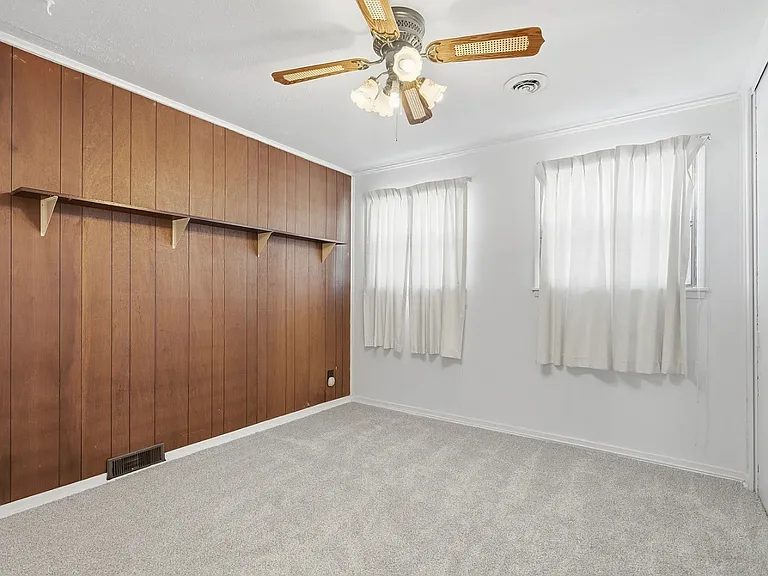 3821 Oakland Rd NE — Photo 7