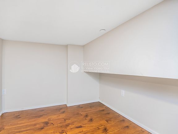 5th image of 529 Stevenson St #104