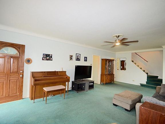 3rd image of 3103 Grantwood Dr