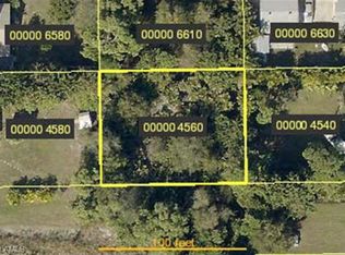 7462 Hibiscus Ave, Bokeelia, FL 33922