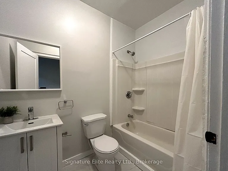 372 Darling St #5 — Photo 11