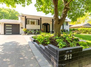 212 Lockhart Dr, Saint Catharines, ON L2T 1X1