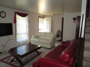 81 Berehaven Dr, Amherst, NY 14228