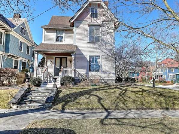 76 Humboldt Ave, Providence, RI 02906