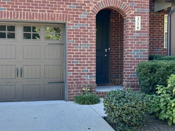 316 Coronado Pvt Cir, Hendersonville, TN 37075