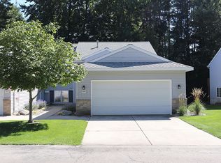 1039 Beechtree Ct, Norton Shores, MI