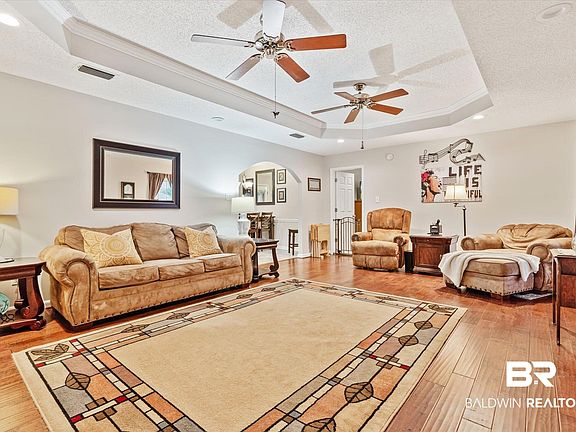 3rd image of 6370 Lauren Dr S