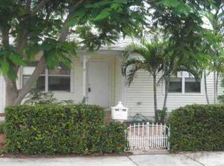 1122 N J St, Lake Worth, FL 33460