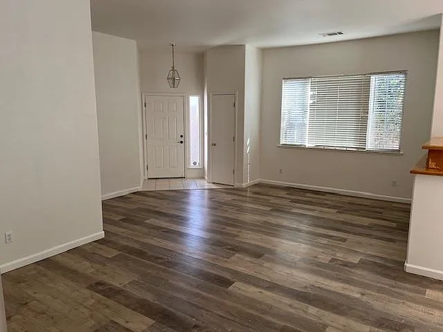 4047 Strolling Ct — Photo 19