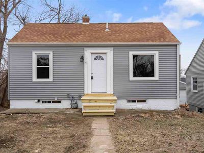 1327 K Ave NE, Cedar Rapids, IA, 52402