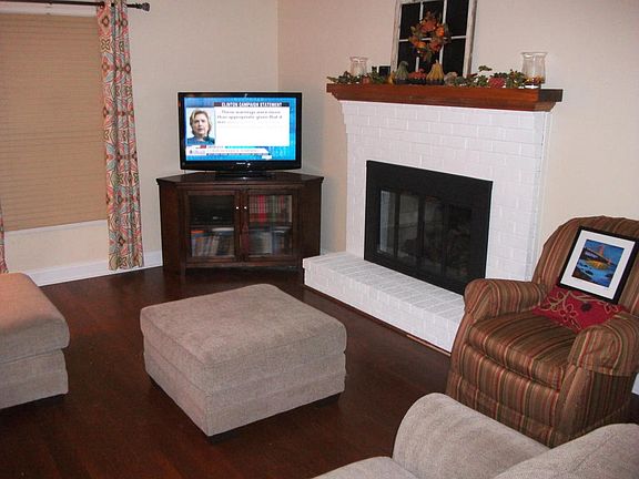4th image of 5623 Warwood Dr