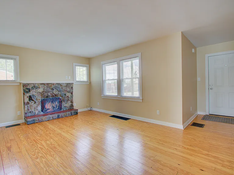 100 W Central Ave — Photo 10